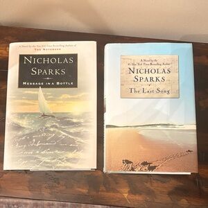 2 Hardcover Nicholas Sparks Message in a Bottle and The Last Song Books